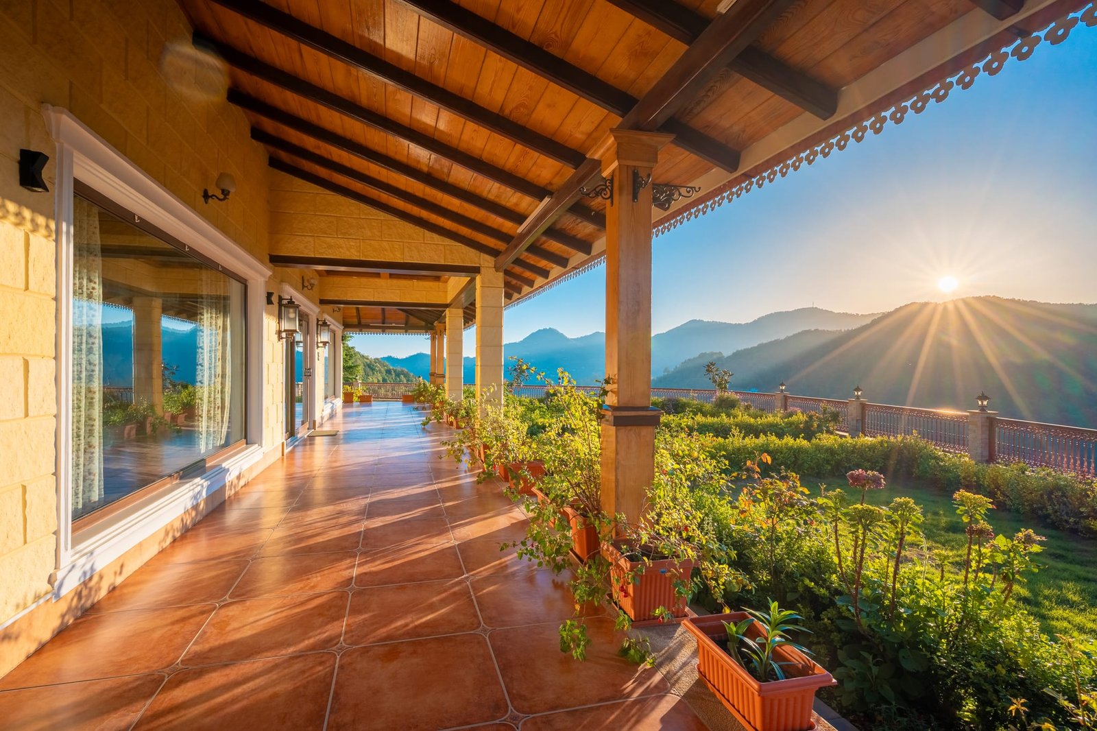 Veranda Lounge at The Mukteshwar Bungalow